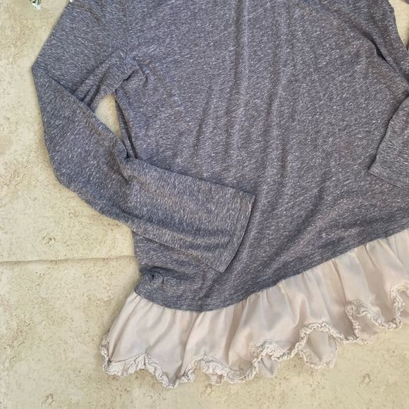 Entro | Grey & White Ruffle Trim Long Sleeve Top - Picture 3 of 3